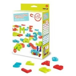 Smoby 72 Lettres Et Chiffres Magnétiques - Pour Tableau Ou Bureau - 3 Couleurs - Rouge Vert Et Bleu - 48 Lettres + 24 Chiffres Et Signes Mathématiques - 430106